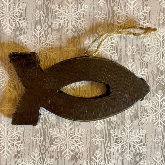 The Clinging Cross and The Lord Will Guide You Always Ornament - Picture 9 of 10